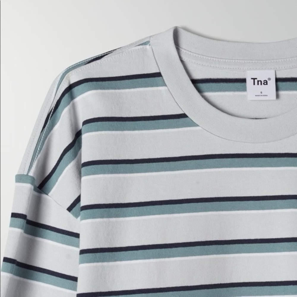 Aritzia TNA alpha oversized tee